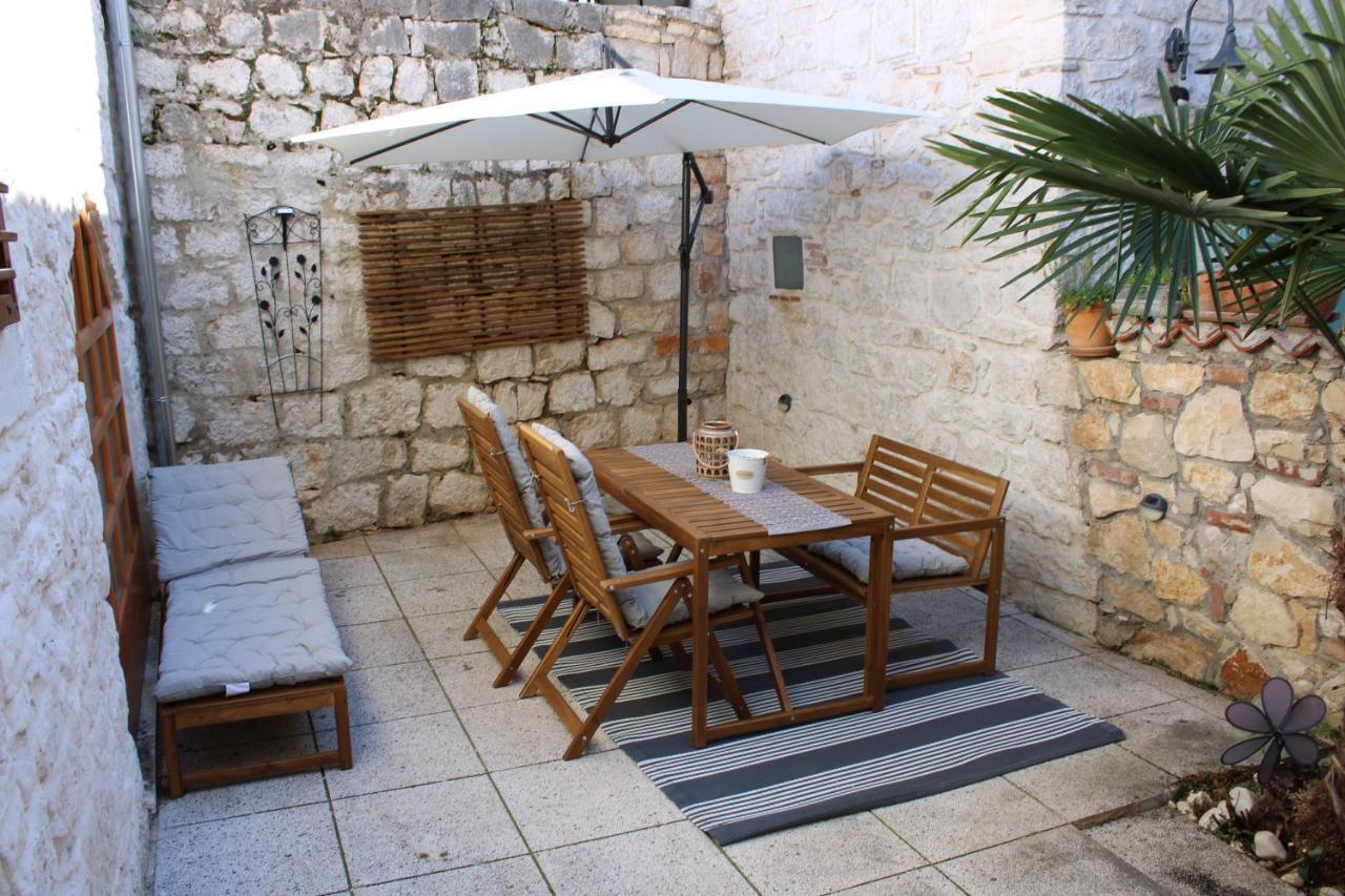 Joseph'S Yard Apartment Rovinj Kültér fotó
